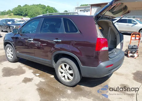 2013 Kia Sorento Lx z USA, uszkodzony, nr VIN 5XYKTDA6XDG354957